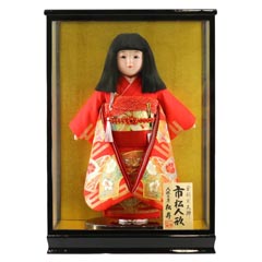 雛人形: 松寿作 市松人形 金彩京友禅 お印 ガラスケース飾り （HB9）