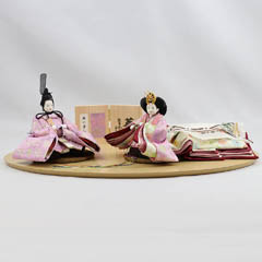 雛人形: 柴田家千代作 葵 麻の葉に丸文 ピンク 柳親王 木製楕円形飾り台 平飾り