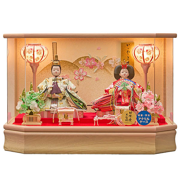 雛人形 藤翁 ちさと 小三五 親王飾り 六角ホワイトオークボカシ 刺繍バック アクリルケース飾り 詳細画像 藤翁 雛人形 ちさと 小三五 親王飾り 六角ホワイトオークボカシ 刺繍バック アクリルケース飾り 詳細画像