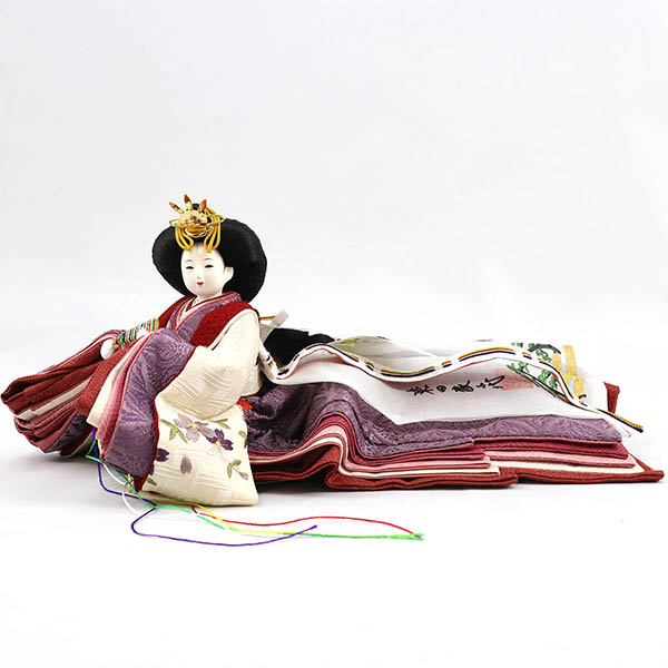 柴田家千代　 雛人形　柴田家千代作 葵 算崩地紋 刺繍桜ちらし 白紫 柳親王 裾長衣装着 艶消し木製飾り台 LED照明付き屏風　詳細画像