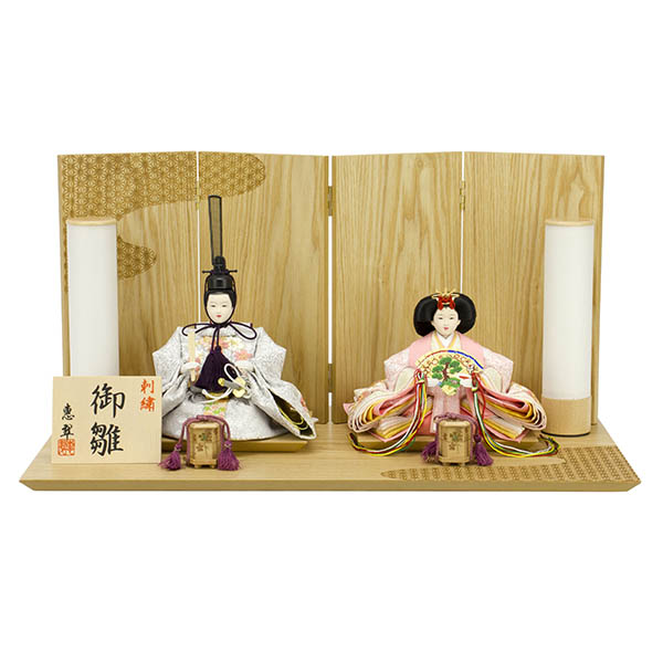 恵翠作 衣裳着 小三五親王 刺しゅう 四曲麻の葉屏風 木製 飾り台