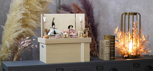 雛人形 久月 久月 衣裳着 白木 木目 収納飾り 詳細画像 久月 雛人形 久月 衣裳着 白木 木目 収納飾り 詳細画像