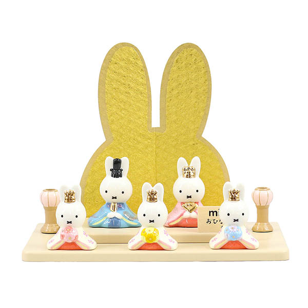 吉徳　 雛人形　miffy  ミッフィー 磁器 ひな人形 うさこ 親王 官女 五人飾り パールピンク塗り 鞠三連つるし付き 円形 丸型アクリルケース　詳細画像