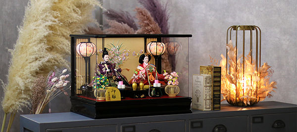 吉徳　 雛人形　ケース入り 小三五親王飾り 御雛 アクリルケース オルゴール付　詳細画像