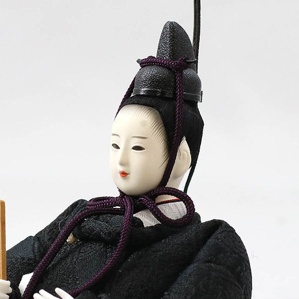 雛人形 柴田家千代 柴田家千代作 葵 有職 向鶴丸文 黒/赤 柳親王 裾長衣装着 白木 木目 アートフラワー アクリルケース 詳細画像 柴田家千代 雛人形 柴田家千代作 葵 有職 向鶴丸文 黒/赤 柳親王 裾長衣装着 白木 木目 アートフラワー アクリルケース 詳細画像