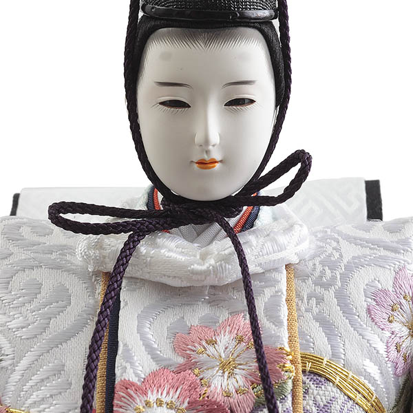 雛人形 久月 飯塚孝作 金駒刺繍 衣裳着 三五親王 平飾り 久月監製 詳細画像 久月 雛人形 飯塚孝作 金駒刺繍 衣裳着 三五親王 平飾り 久月監製 詳細画像