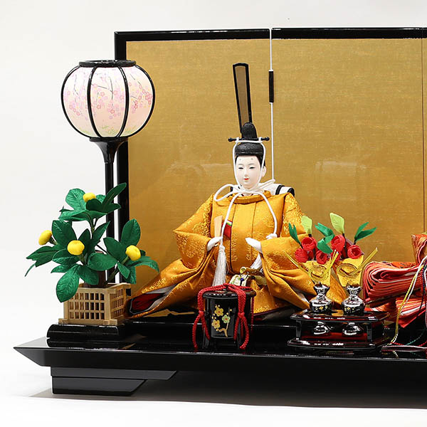 雛人形 久月 光園作 正絹有職 黄櫨染 衣裳着 小三五親王 平飾り 久月監製 詳細画像 久月 雛人形 光園作 正絹有職 黄櫨染 衣裳着 小三五親王 平飾り 久月監製 詳細画像