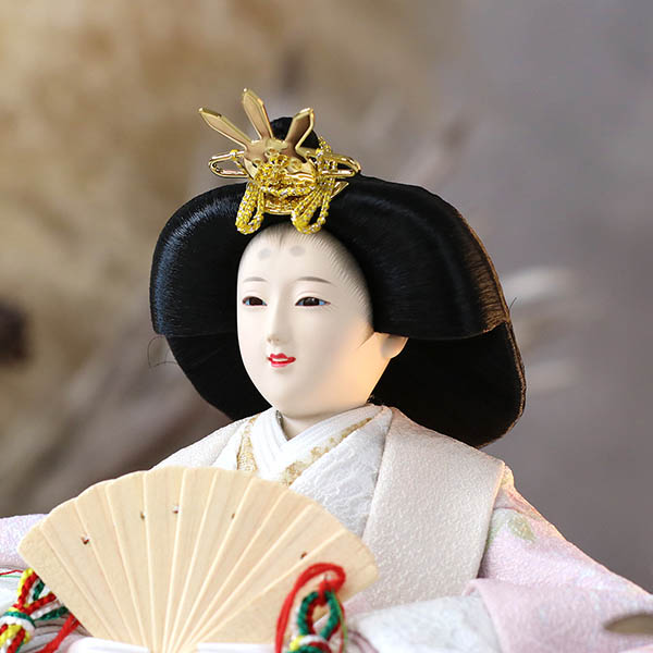 久月　 雛人形　久月 衣裳着 ケース入り 親王飾り 芥子親王 白木 木目 つまみ細工 アクリルケース飾り　詳細画像