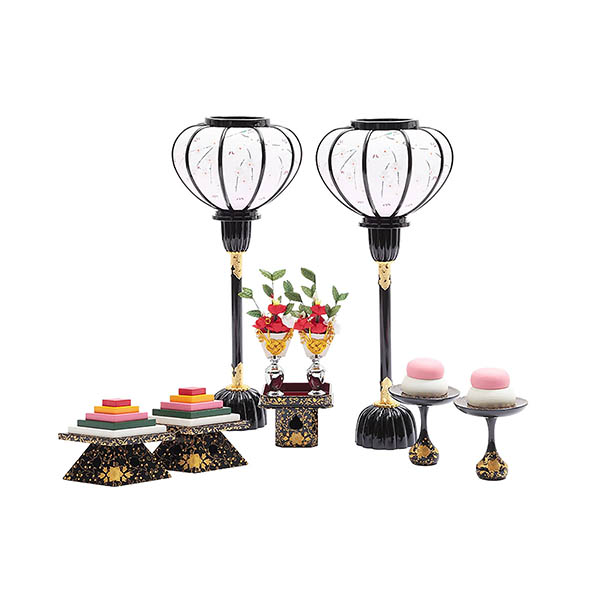 雛人形 久月 衣裳着 九番親王 大三五 十五人揃い 緋毛氈 七段飾り 詳細画像 久月 雛人形 衣裳着 九番親王 大三五 十五人揃い 緋毛氈 七段飾り 詳細画像