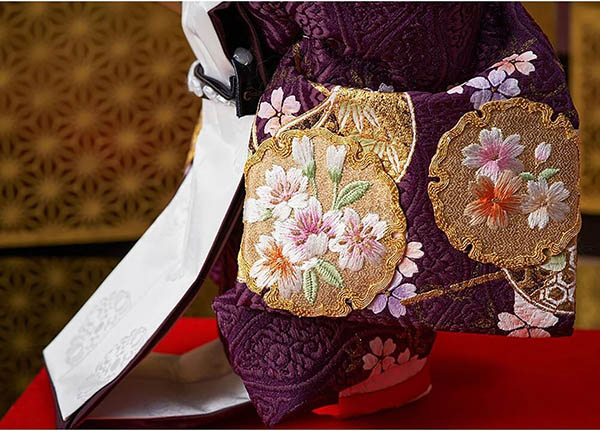 雛人形 久月 衣裳着 金彩刺繍 三五親王 立親王飾り 詳細画像 久月 雛人形 衣裳着 金彩刺繍 三五親王 立親王飾り 詳細画像