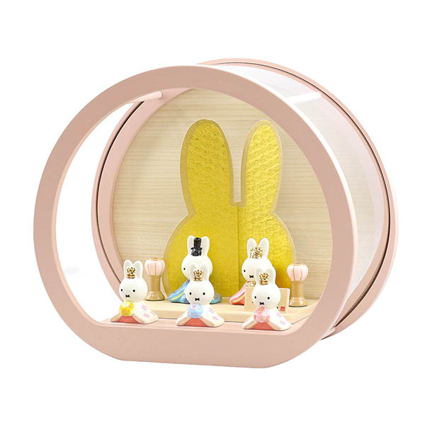雛人形 吉徳 miffy ミッフィー 磁器 ひな人形 うさこ 親王 官女 五人飾り 円型 丸型 木目バック ピンクベージュ塗 アクリルケース 詳細画像 吉徳 雛人形 miffy ミッフィー 磁器 ひな人形 うさこ 親王 官女 五人飾り 円型 丸型 木目バック ピンクベージュ塗 アクリルケース 詳細画像
