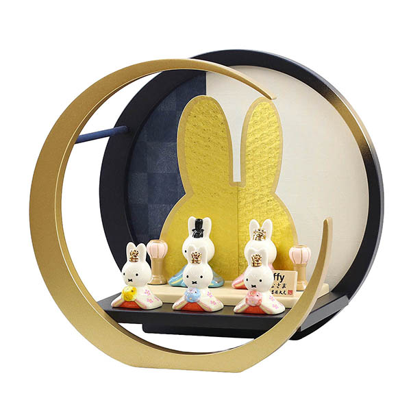 雛人形 吉徳 miffy ミッフィー 磁器 ひな人形 うさこ 親王 官女 五人飾り 円形丸型 市松柄 三日月飾り台 詳細画像 吉徳 雛人形 miffy ミッフィー 磁器 ひな人形 うさこ 親王 官女 五人飾り 円形丸型 市松柄 三日月飾り台 詳細画像