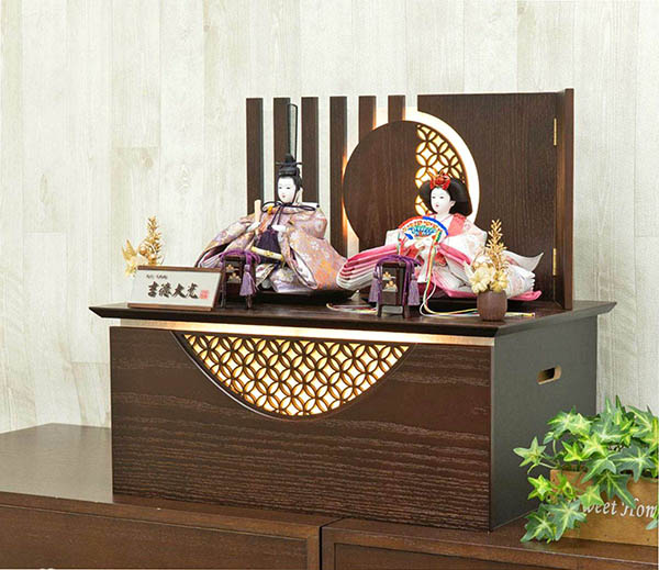 吉徳　 雛人形　芥子親王 木目 LEDライト付き屏風・収納箱飾り　詳細画像