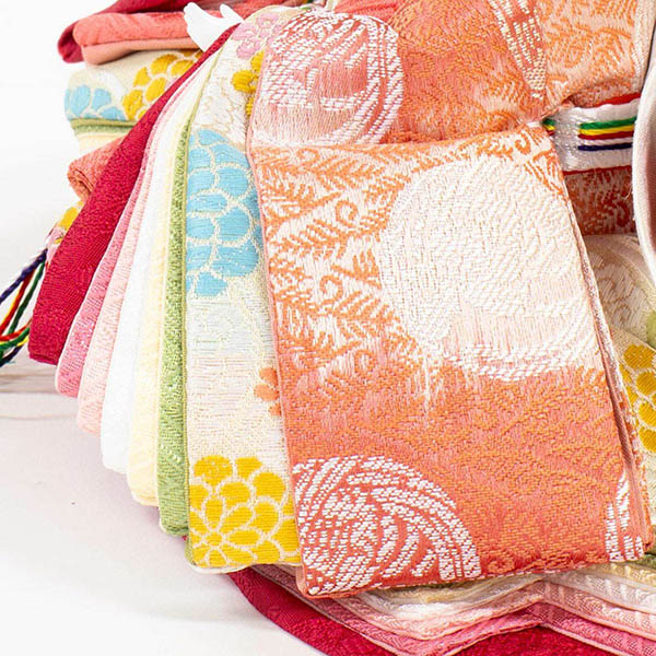 吉徳　 雛人形　正絹 京十一番親王 小芥子官女 五人飾り 江都みやび 春窓雛　詳細画像