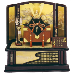 久月　正絹朱糸中黄縅20号兜　寿山枠屏風飾り