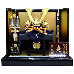 久月 兜 金屏風平台飾り(正絹糸縅)