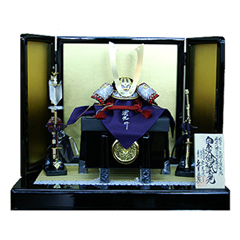 中村宗光作 久月監製 伝南部光経奉納 正絹白糸沢瀉威7号之兜