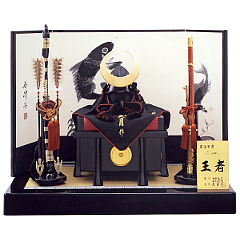 久月作 ワダエミ監修 王者之兜 正絹黒糸縅10号 越前手漉和紙三曲墨絵屏風飾り 宗光監製【19202