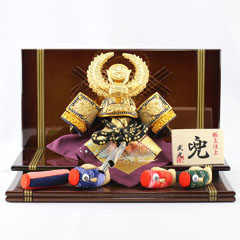 五月人形: 武光作 徳川家康 兜 木目込み鯉のぼり 茶ぼかし塗り二段飾り