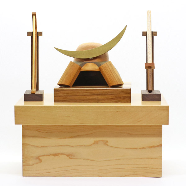 木製 無垢材の兜 muku （むく） 伊達政宗 ハードメイプル製収納箱飾り 弓・太刀セット