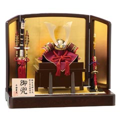 五月人形: 陸斗 兜飾り