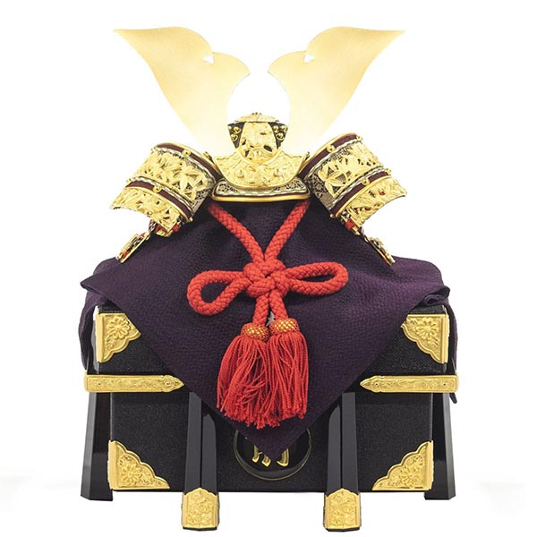 吉徳　 五月人形　正絹赤絲縅 純金箔押兜 兜飾り　詳細画像