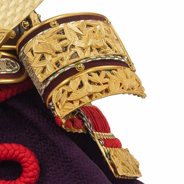 吉徳　 五月人形　正絹赤絲縅 純金箔押兜 収納飾り　詳細画像