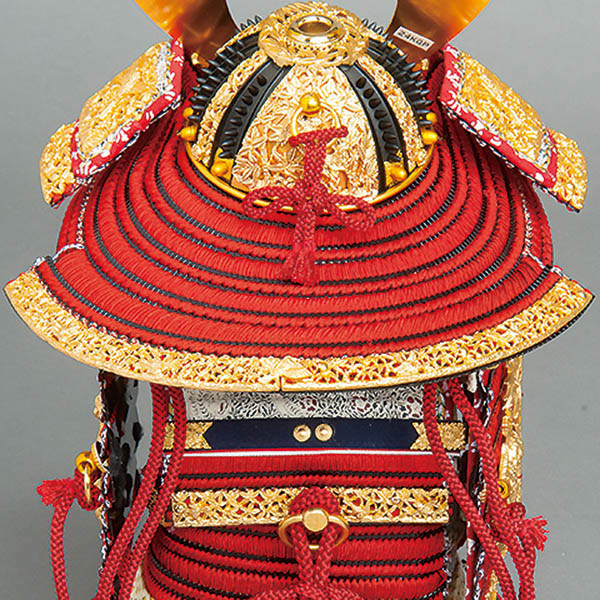 平安豊久　 五月人形　雄山作 五分の一 本仕立竹雀之鎧 赤糸威 鎧飾り　詳細画像