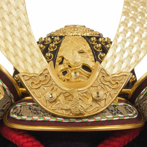 吉徳　 五月人形　正絹赤絲縅 純金箔押 兜 収納箱飾り　詳細画像