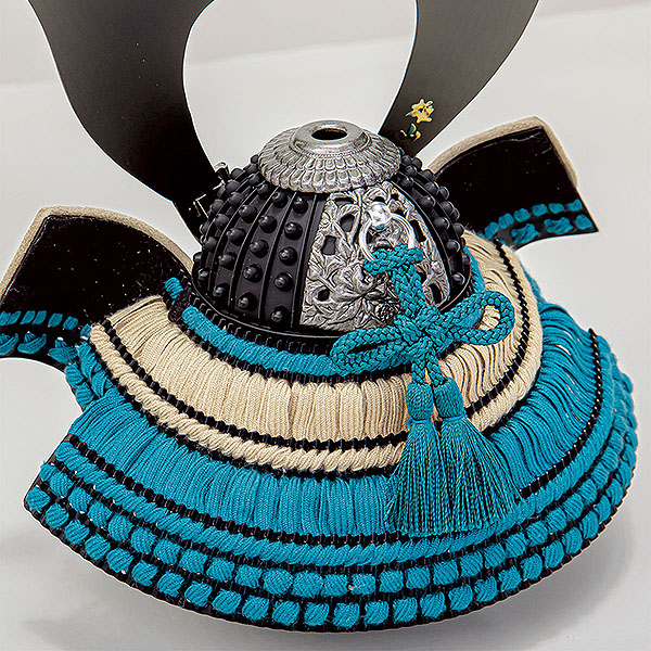 平安豊久　 五月人形　雄山作 群青 燻し銀金物 兜飾り　詳細画像