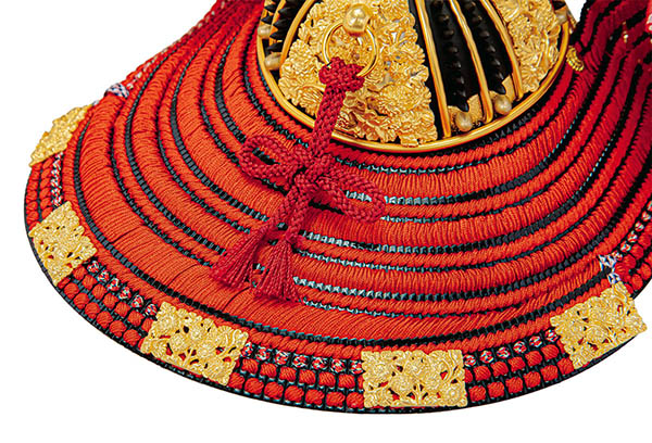 平安豊久　 五月人形　雄山作 五分の一 菊一文字之兜 LED照明付き アクリルケース飾り　詳細画像