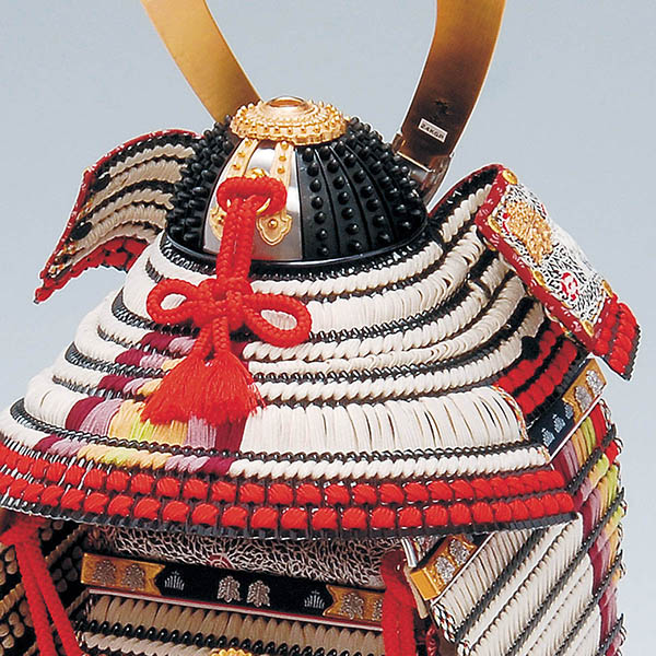 平安豊久　 五月人形　雄山作 三分の一 本仕立白糸褄取之鎧 鎧飾り　詳細画像