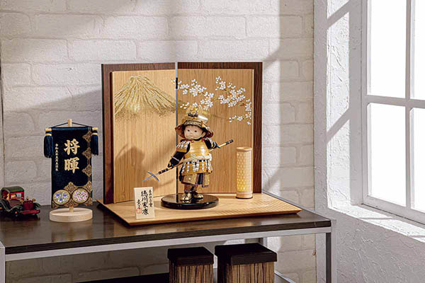 平安豊久　 五月人形　壹三作 （いちぞう） もののふ童 徳川 富士に桜 木製飾り台屏風 LED照明付き 子供大将飾り　詳細画像