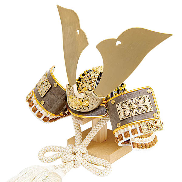 平安豊久　 五月人形　平安豊久作 水香 兜飾り 円形 丸型 飾り台　詳細画像