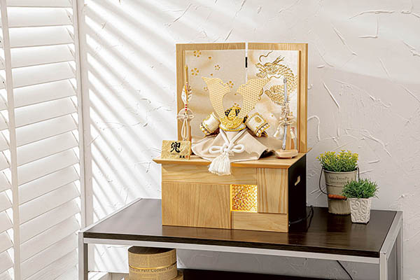 平安豊久　 五月人形　翠鳳作 収納 永遠之兜 収納飾り 白木 木目 寄木細工 LED照明付き収納箱　詳細画像