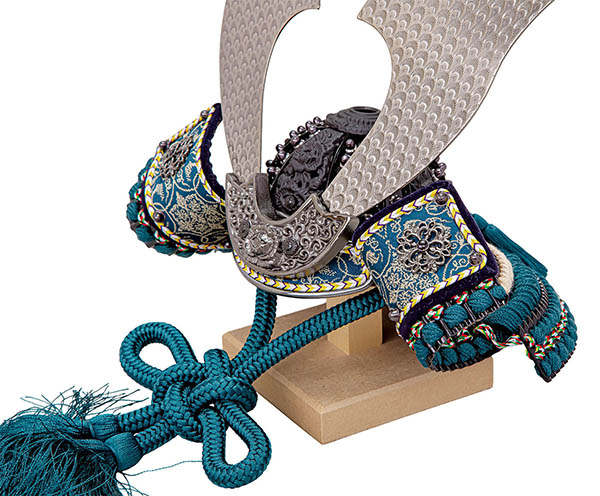 平安豊久　 五月人形　翠鳳作 収納 潤 兜 収納飾り　詳細画像