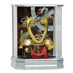 五月人形: 平安豊久作 信吾 シルバー塗り 六角アクリルケース飾り