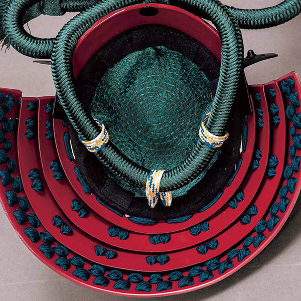 平安豊久　 五月人形　雄山作 漆黒伊達政宗 兜 単品 櫃付き GH-051-KT　詳細画像