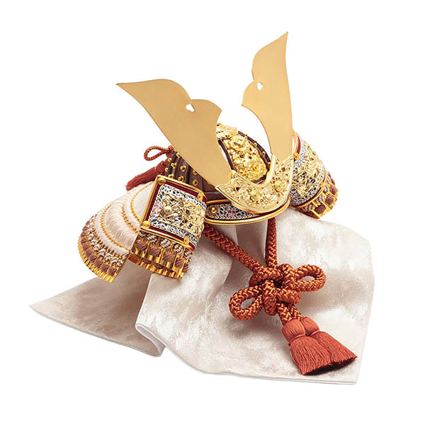 五月人形 久月 久月 兜 収納飾り 正絹 薄茶裾濃縅 松に鷹二曲屏風 収納箱 詳細画像 久月 五月人形 久月 兜 収納飾り 正絹 薄茶裾濃縅 松に鷹二曲屏風 収納箱 詳細画像