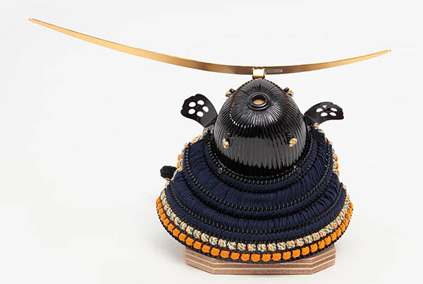 久月　 五月人形　中村宗光作 伊達政宗 兜 平飾り 正絹 紺糸縅 久月監製　詳細画像