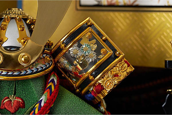 久月　 五月人形　上原玉鳳作 収納飾り 正絹 色々縅 久月監製　詳細画像