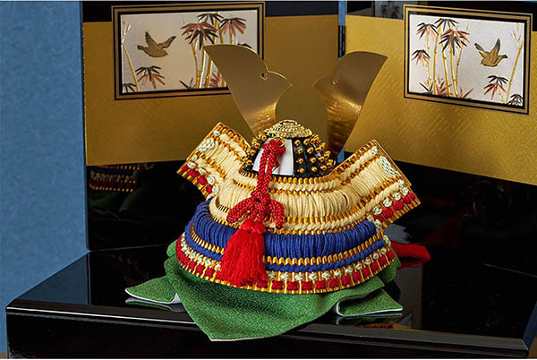 久月　 五月人形　上原玉鳳作 収納飾り 正絹 色々縅 久月監製　詳細画像