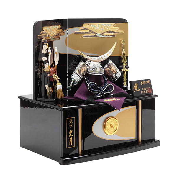 久月　 五月人形　上原玉鳳作 伊達政宗 兜 収納飾り 正絹 色々縅 久月監製　詳細画像