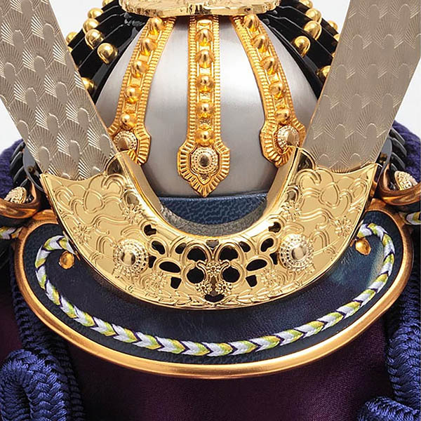 久月　 五月人形　大越広孝作 兜 収納飾り 緋糸沢瀉縅 久月監製 緑松蒔絵二曲屏風 収納箱　詳細画像