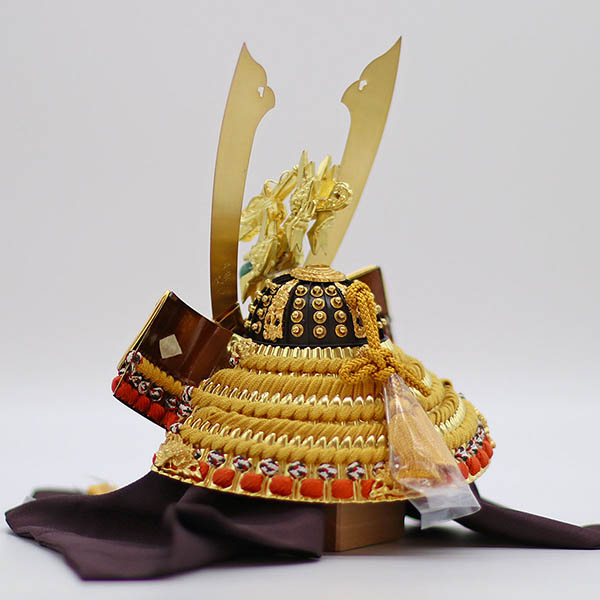 五月人形 久月 平安武久作 本金箔押 兜 平飾り 正絹 緋縅 久月監製 詳細画像 久月 五月人形 平安武久作 本金箔押 兜 平飾り 正絹 緋縅 久月監製 詳細画像