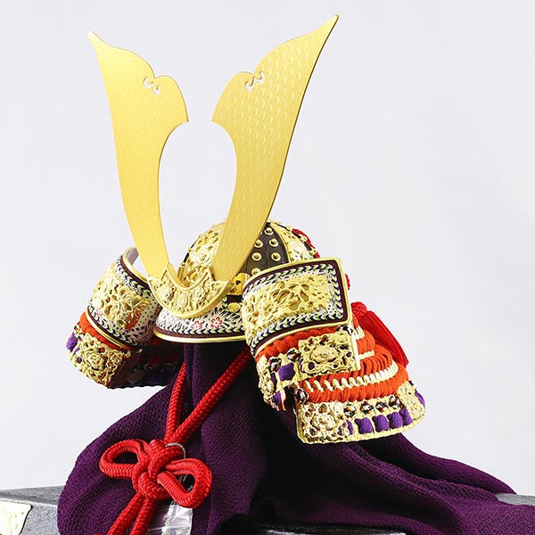 五月人形 久月 平安武久作 本金箔押 兜 平飾り 正絹 赤糸縅 久月監製 詳細画像 久月 五月人形 平安武久作 本金箔押 兜 平飾り 正絹 赤糸縅 久月監製 詳細画像