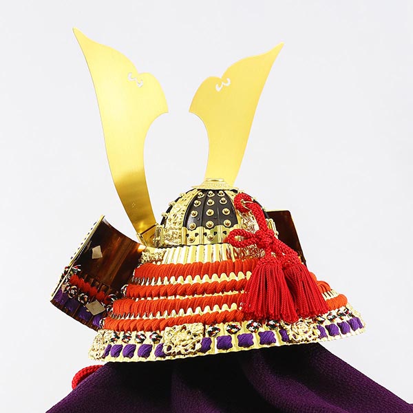 五月人形 久月 平安武久作 本金箔押 兜 平飾り 正絹 赤糸縅 久月監製 詳細画像 久月 五月人形 平安武久作 本金箔押 兜 平飾り 正絹 赤糸縅 久月監製 詳細画像