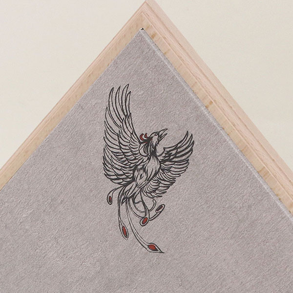 五月人形 久月 久月作 四神之兜 平飾り 正絹 紫裾濃縅 折りたたみ式台 甲冑師 鈴木利光 詳細画像 久月 五月人形 久月作 四神之兜 平飾り 正絹 紫裾濃縅 折りたたみ式台 甲冑師 鈴木利光 詳細画像