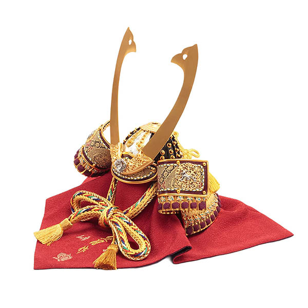 久月　 五月人形　久月作 四神之兜 高床台飾り 正絹 緋糸沢瀉縅 駿河古典蒔絵 甲冑師 鈴木利光　詳細画像