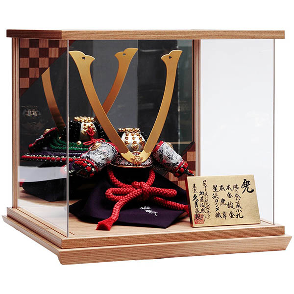 久月　 五月人形　加藤峻厳作 兜 紫肩萌黄縅 貼り合わせ小札 久月監製 木目 鏡面バック アクリルケース　詳細画像